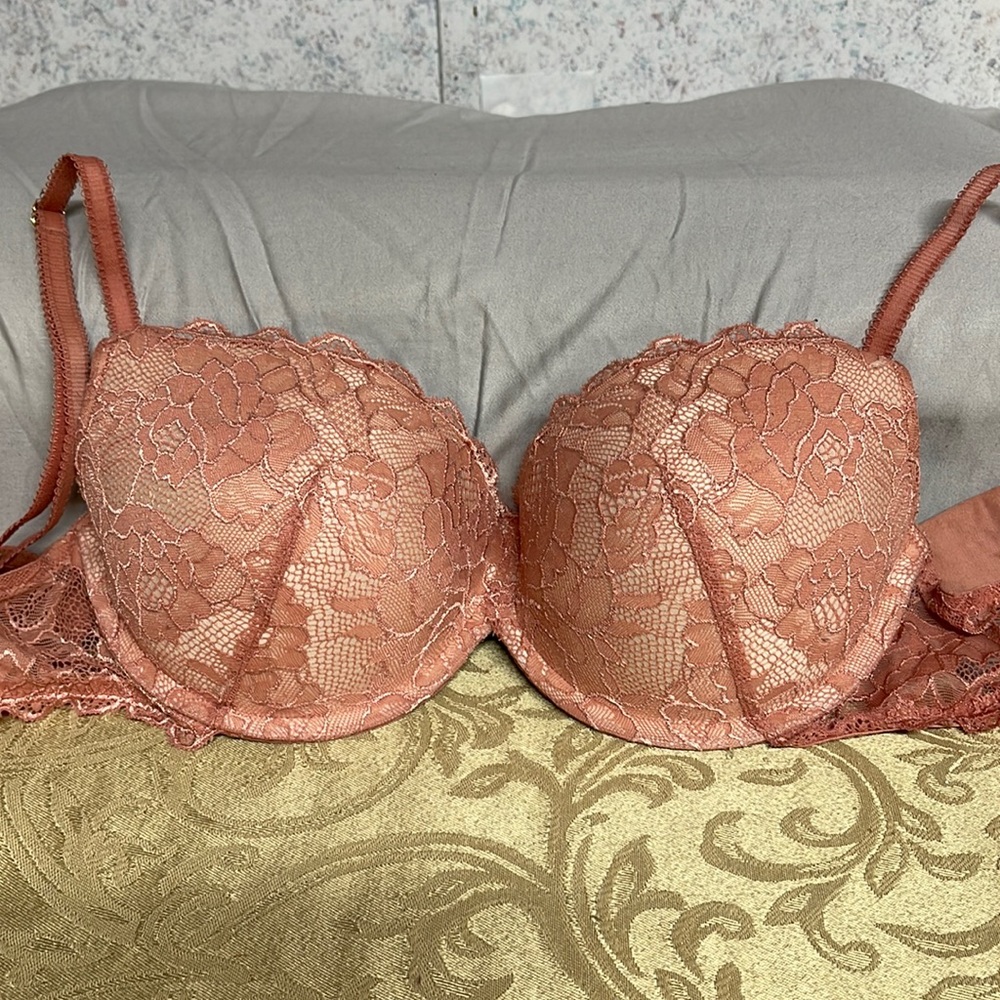 VS Balconet bra